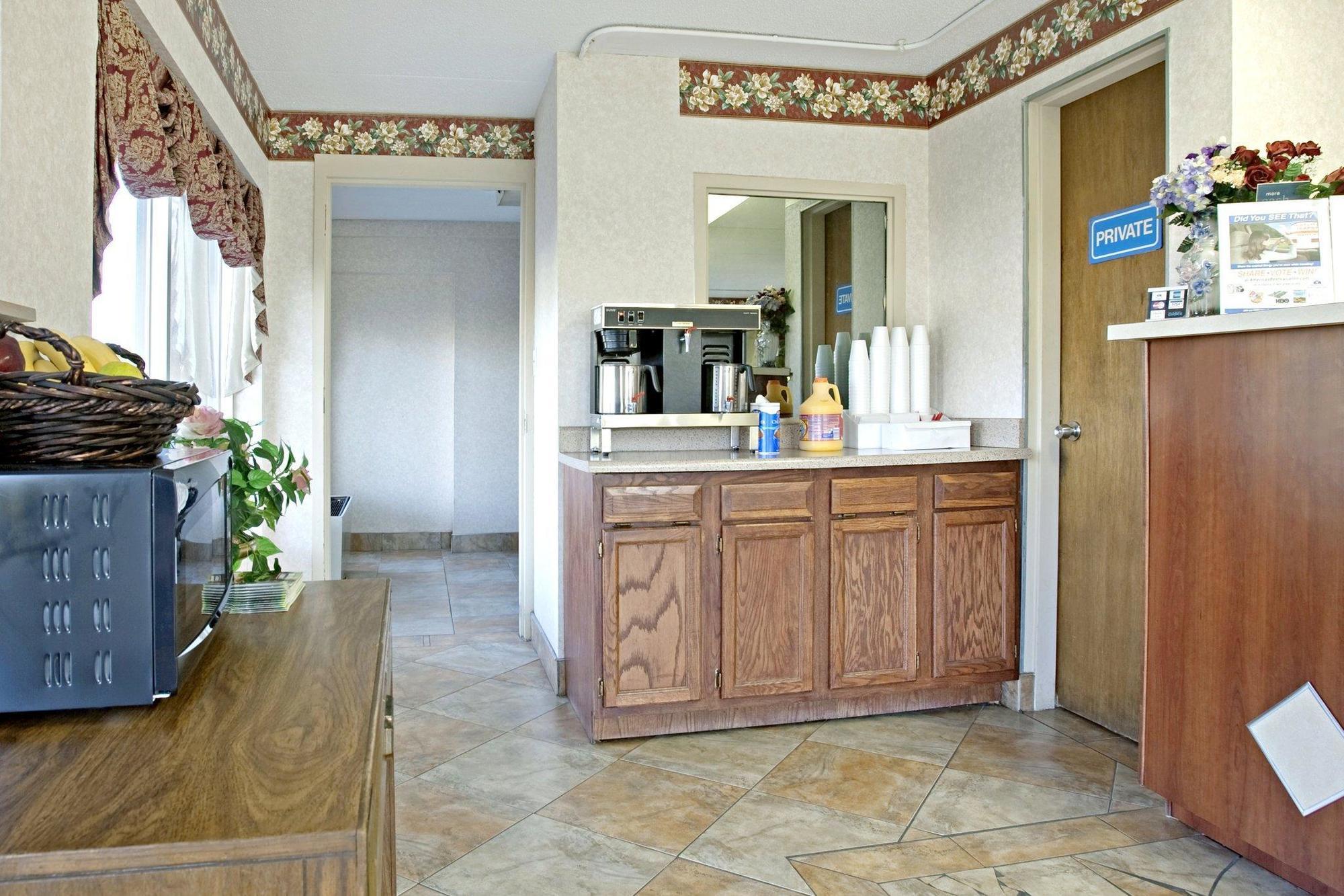 Americas Best Value Inn And Suites Knoxville Dış mekan fotoğraf